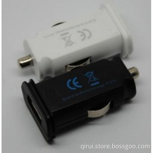 5V/1A USB car charger, suitable for iPad and iPhone